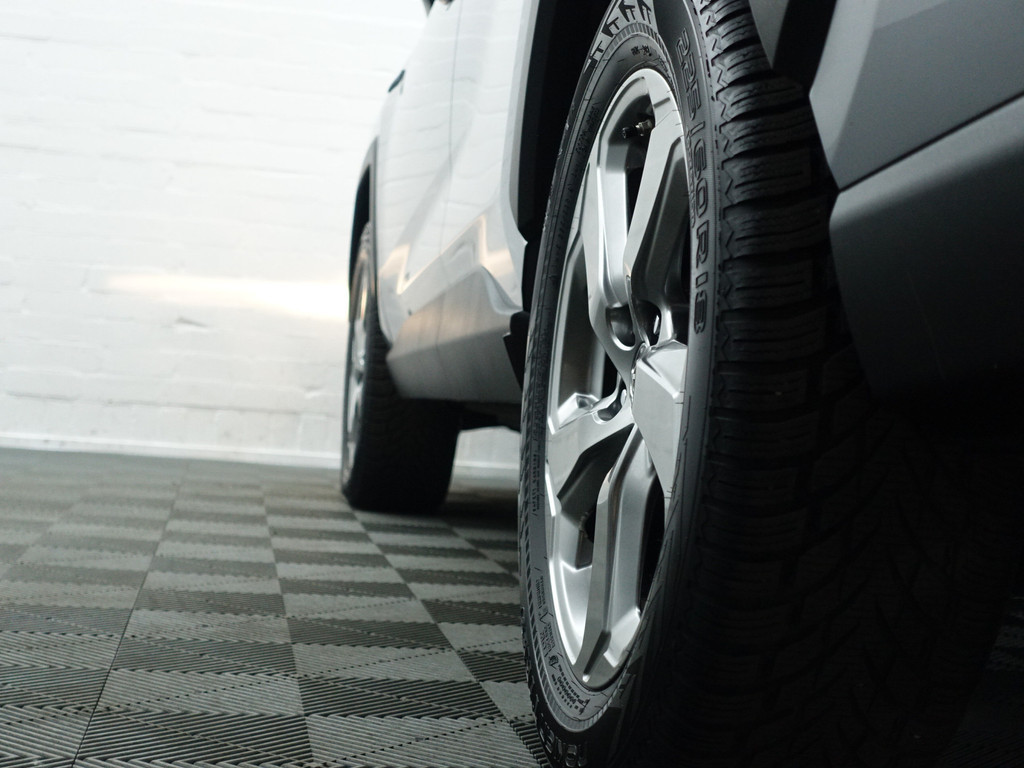 
								Toyota RAV4 2.5 Hybrid Executive- Two Tone, 360 Camera, Memory, Stoelkoeling, Stuur/Stoelverwarming, Xenon Led vol									