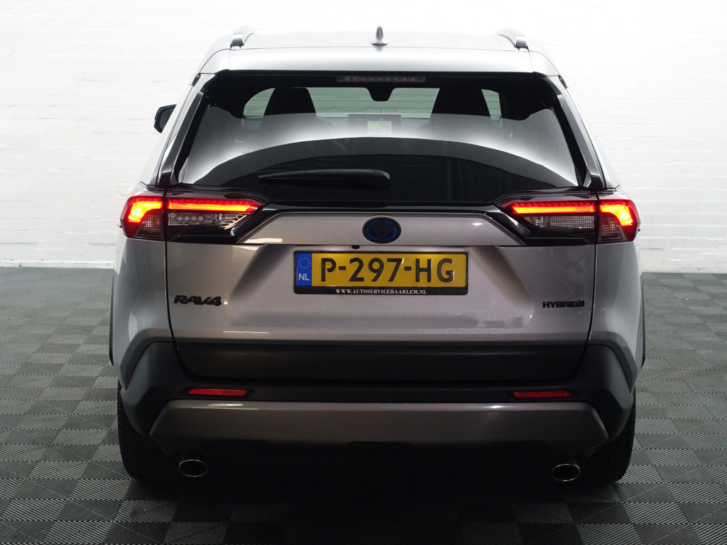 
								Toyota RAV4 2.5 Hybrid Executive- Two Tone, 360 Camera, Memory, Stoelkoeling, Stuur/Stoelverwarming, Xenon Led vol									