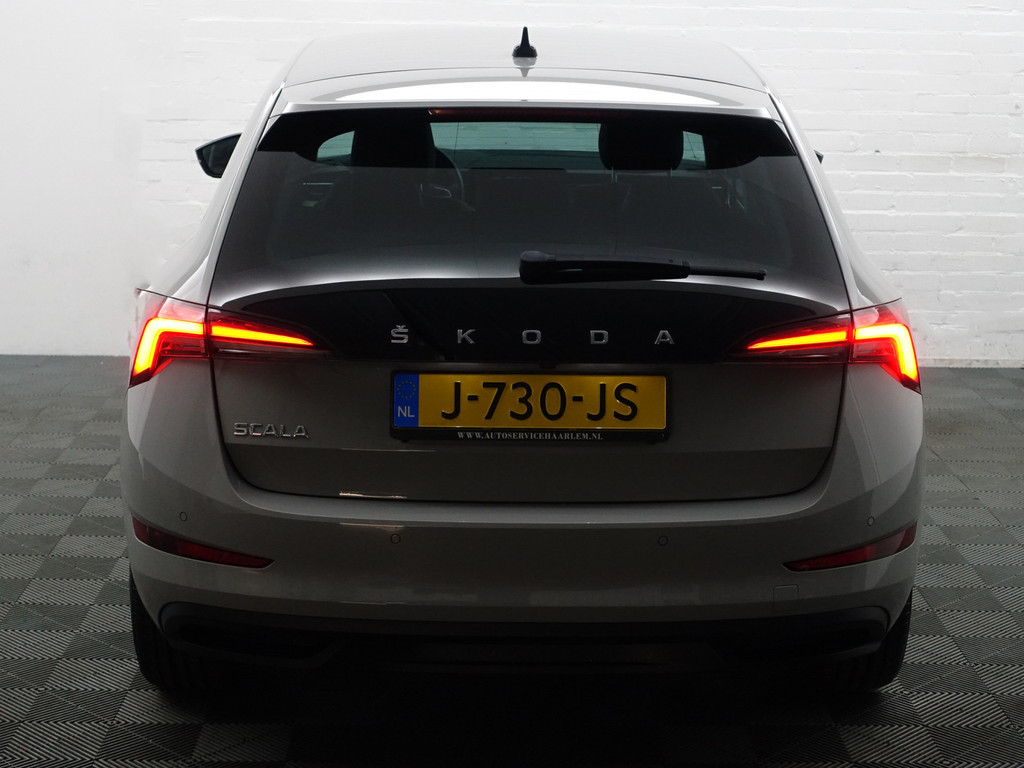 
								Škoda Scala 1.0 TSI Sport Business Edition Aut- CarPlay, Virtual Cockpit, Camera, Ada Cruise, Xenon Led, Stoelverwarming, Premium Sound vol									
