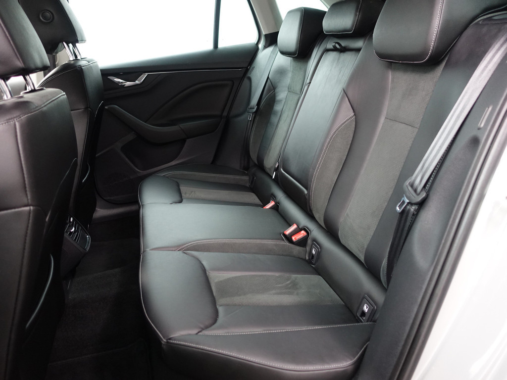 
								Škoda Scala 1.0 TSI Sport Business Edition Aut- CarPlay, Virtual Cockpit, Camera, Ada Cruise, Xenon Led, Stoelverwarming, Premium Sound vol									