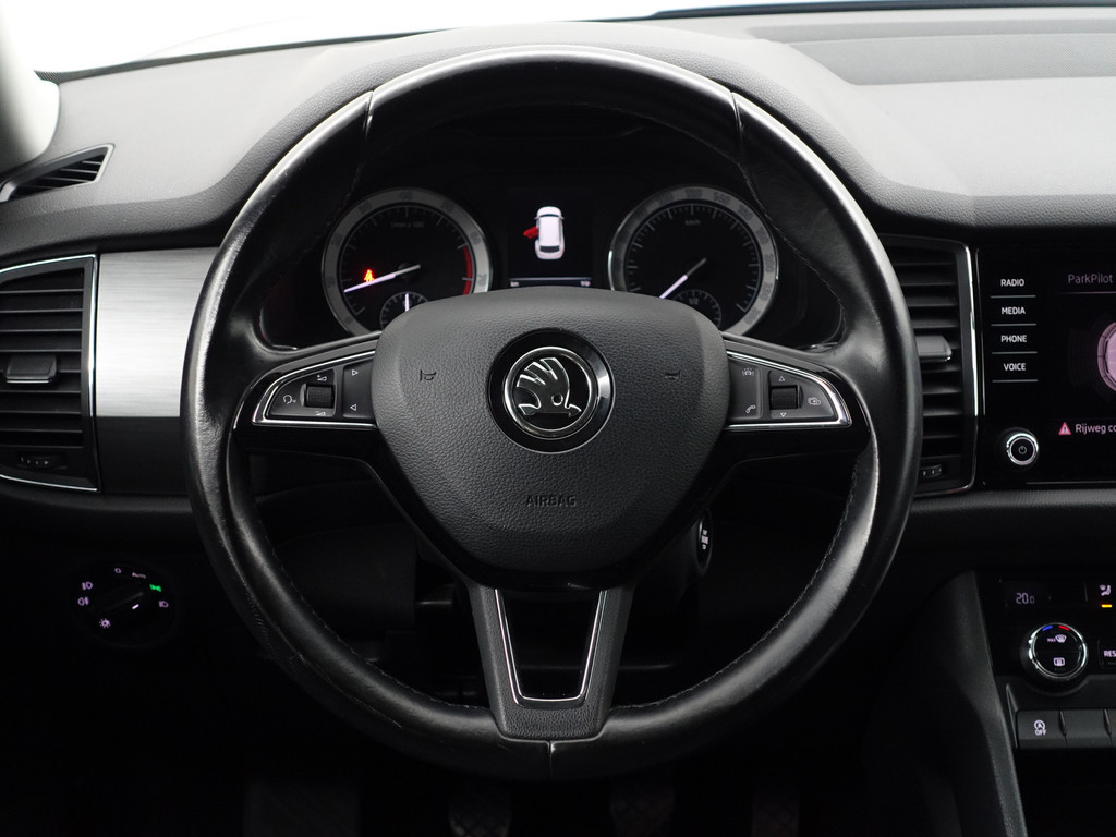 
Škoda Kodiaq 1.4 TSI Ambition Business 7 Pers, Carplay, Xenon led, Keyless, Front Assist, Park Assist, Trekhaak vol									