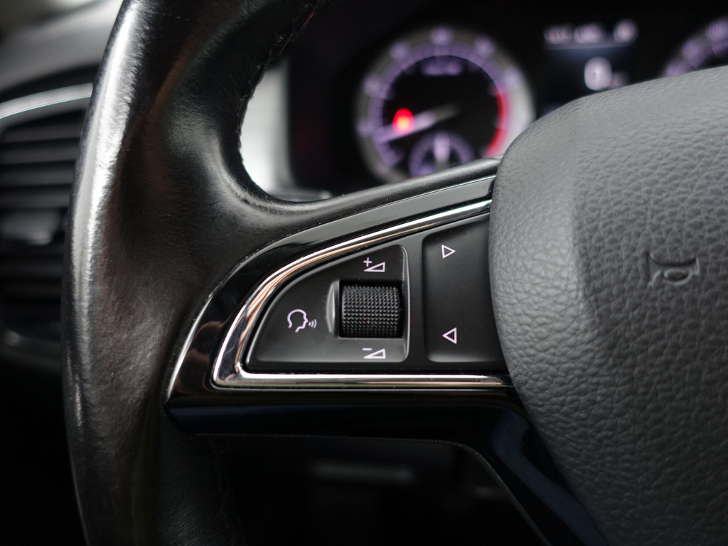 
Škoda Kodiaq 1.4 TSI Ambition Business 7 Pers, Carplay, Xenon led, Keyless, Front Assist, Park Assist, Trekhaak vol									