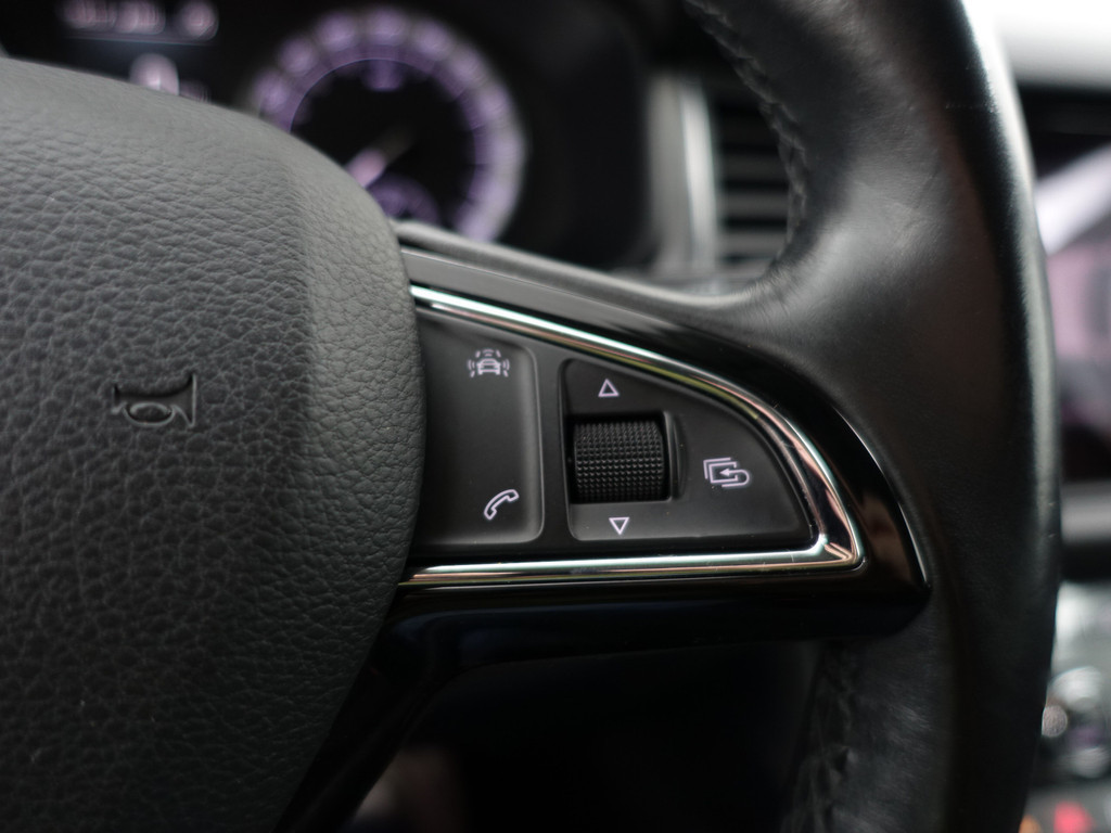 
Škoda Kodiaq 1.4 TSI Ambition Business 7 Pers, Carplay, Xenon led, Keyless, Front Assist, Park Assist, Trekhaak vol									