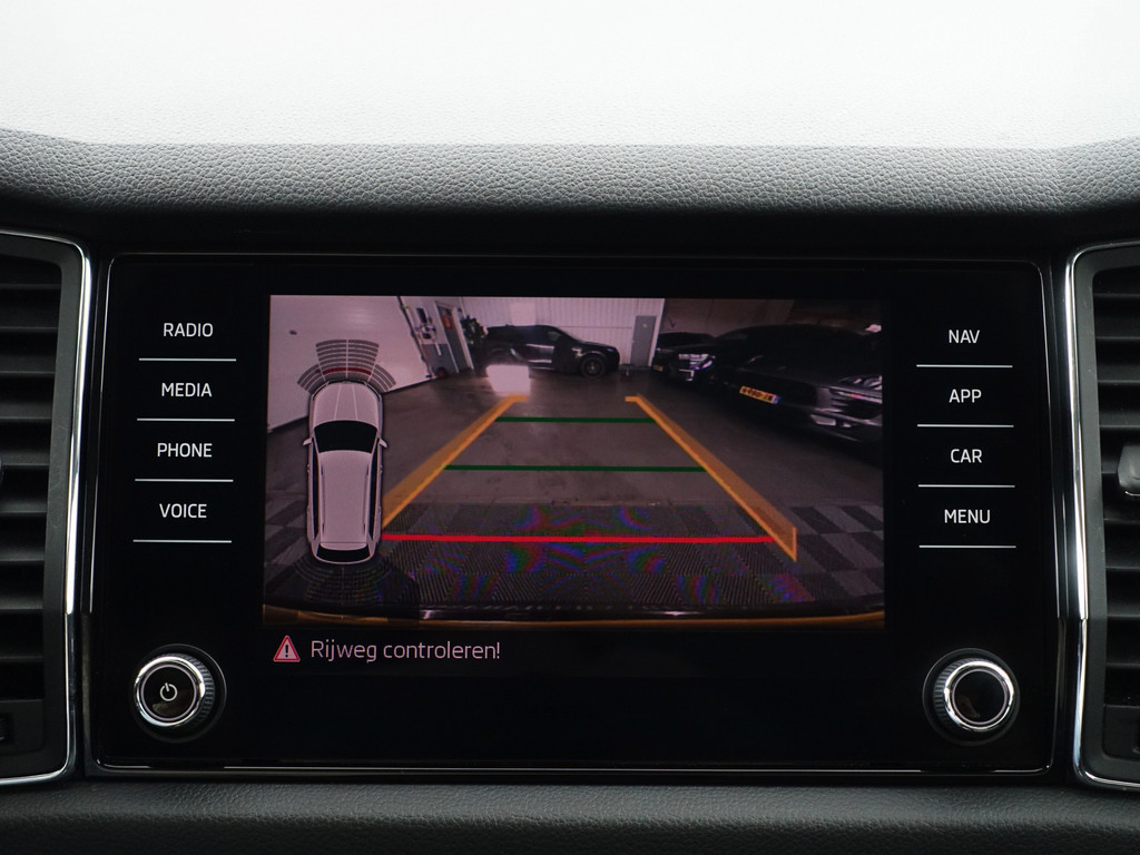 
Škoda Kodiaq 1.5 TSI Sportline Aut- 7 Pers, Panoramadak, Canton Audio, Keyless, CarPlay, Sfeerverlichting, Ada Cruise vol									