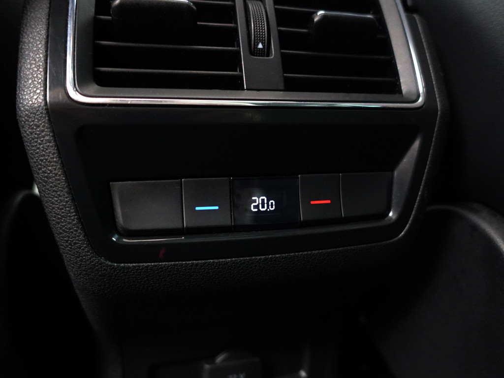 
Škoda Kodiaq 1.5 TSI Sportline Aut- 7 Pers, Panoramadak, Canton Audio, Keyless, CarPlay, Sfeerverlichting, Ada Cruise vol									