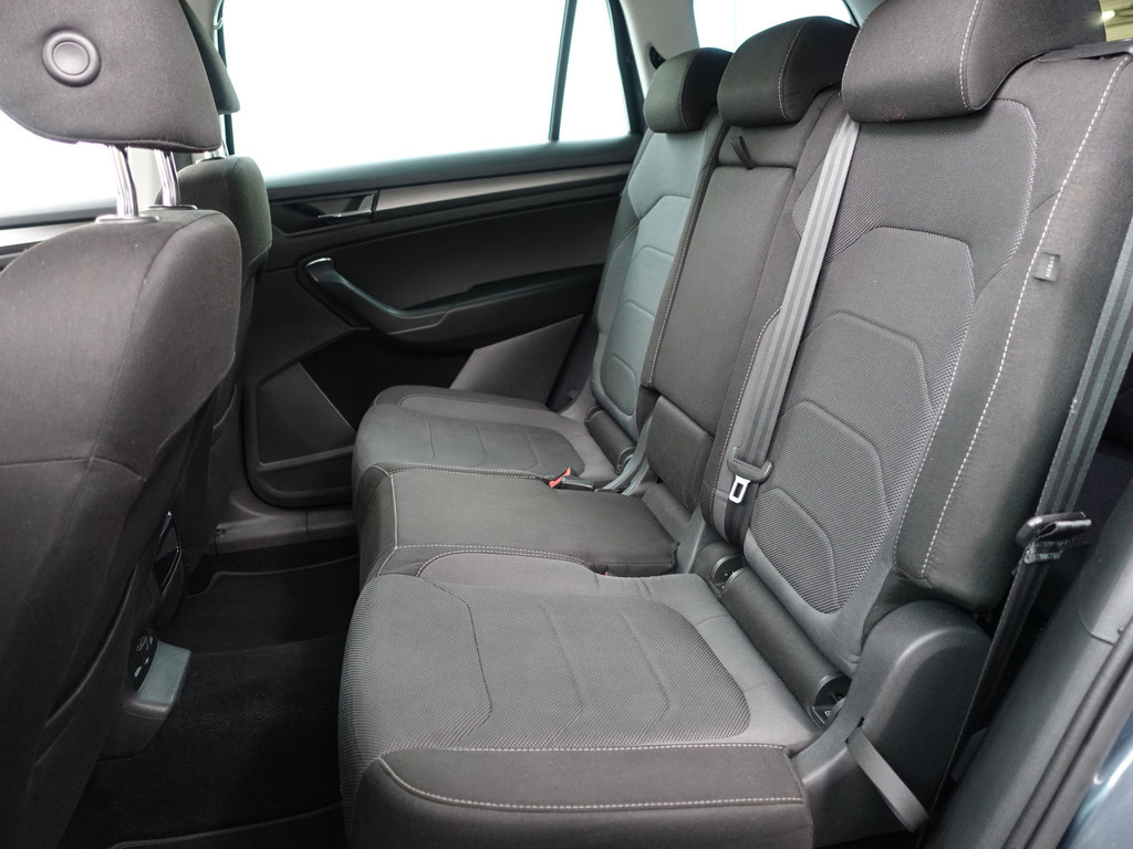 
Škoda Kodiaq 1.4 TSI Ambition Business 7 Pers, Carplay, Xenon led, Keyless, Front Assist, Park Assist, Trekhaak vol									