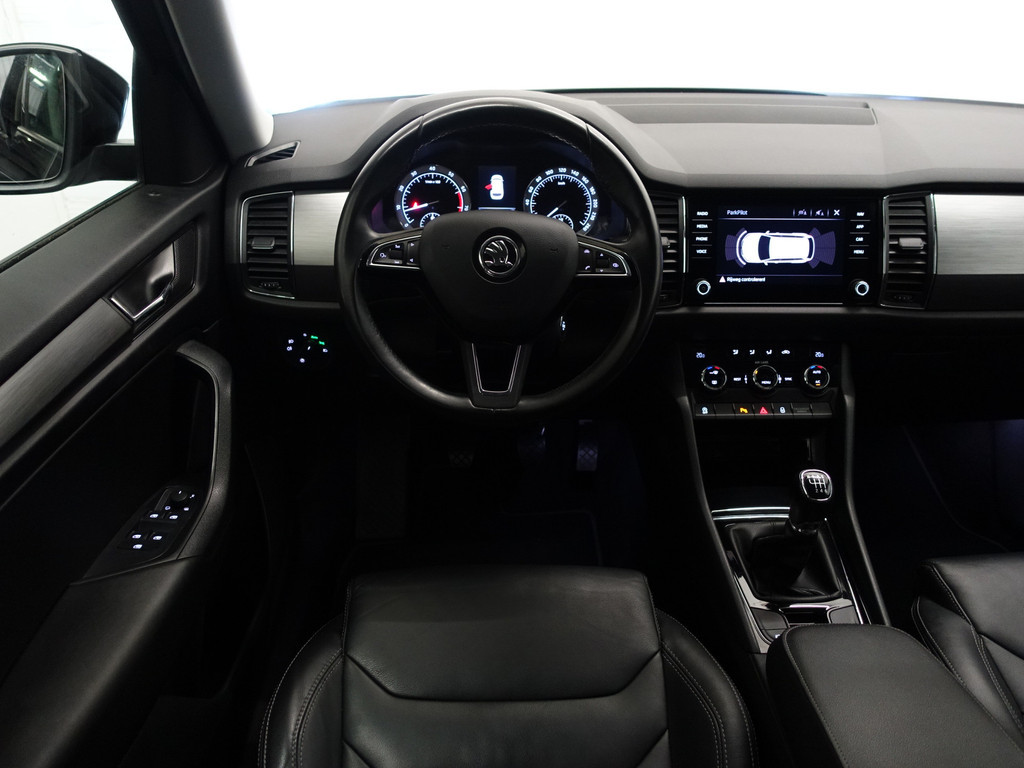 
Škoda Kodiaq 1.4 TSI Sportline- 7 Pers, Sport Leder, Navi, Xenon Led, Carplay, Keyless, Park Assist vol									