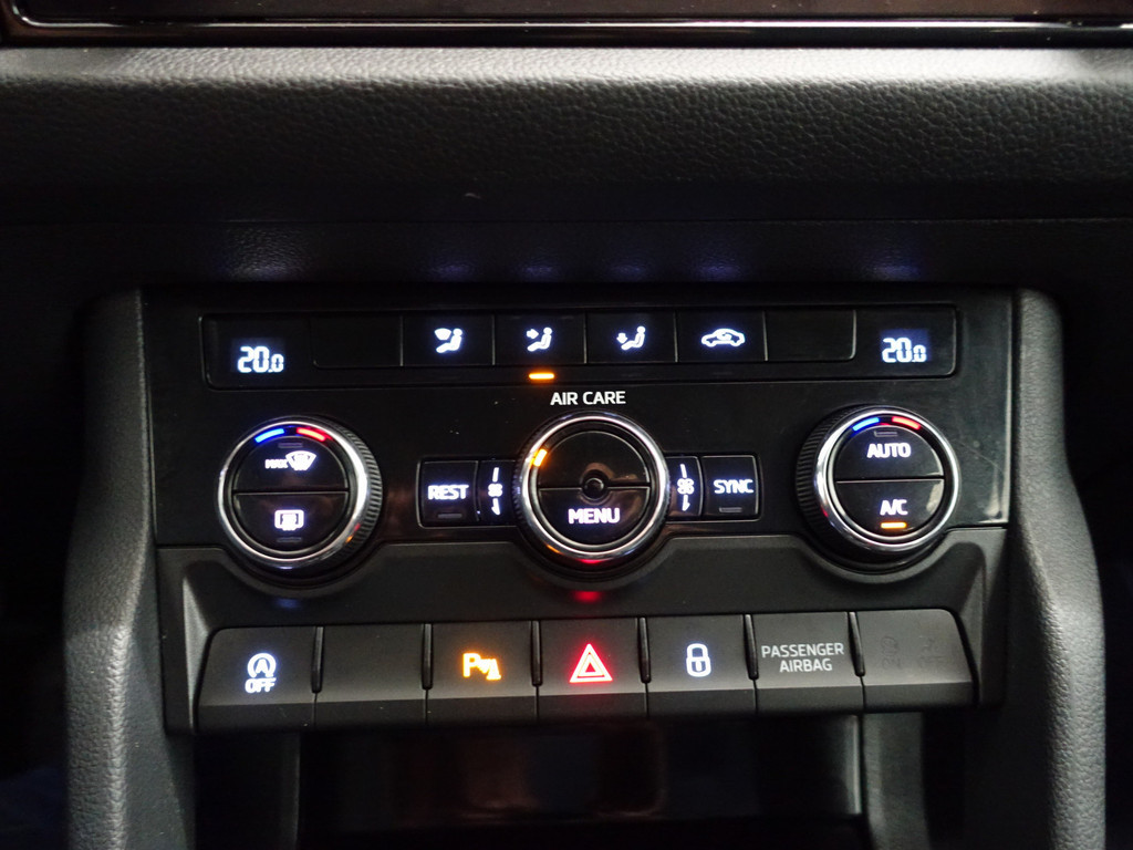 
Škoda Kodiaq 1.4 TSI Sportline- 7 Pers, Sport Leder, Navi, Xenon Led, Carplay, Keyless, Park Assist vol									