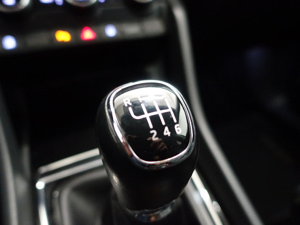 
Škoda Kodiaq 1.4 TSI Sportline- 7 Pers, Sport Leder, Navi, Xenon Led, Carplay, Keyless, Park Assist vol									