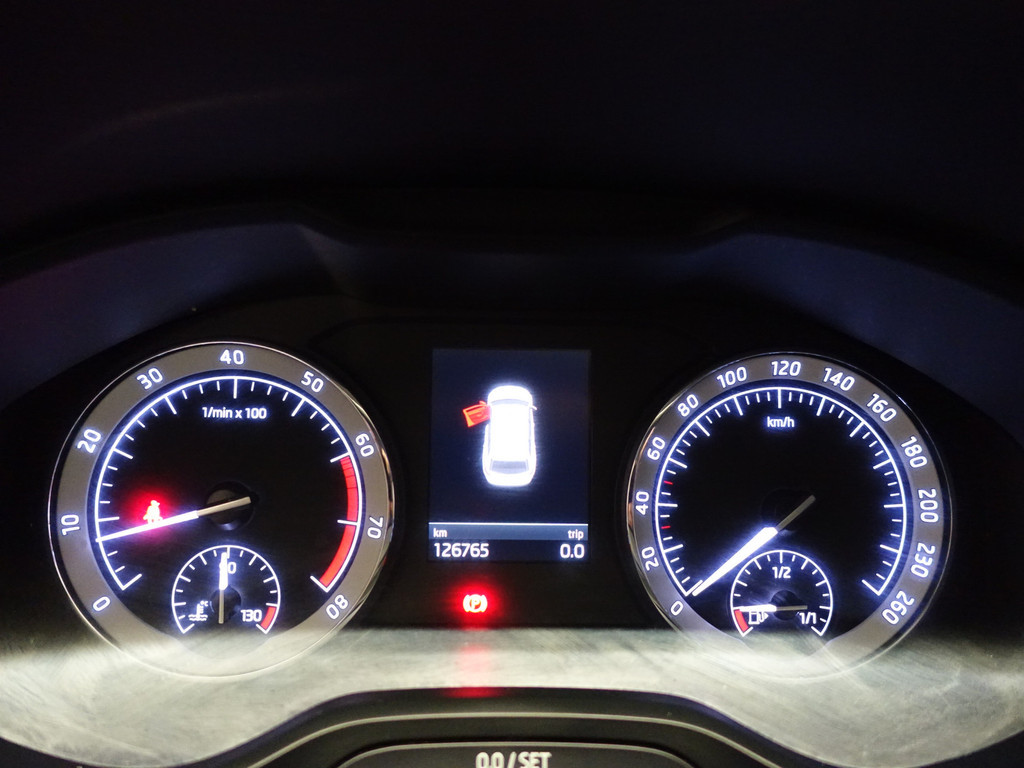 
Škoda Kodiaq 1.4 TSI Sportline- 7 Pers, Sport Leder, Navi, Xenon Led, Carplay, Keyless, Park Assist vol									