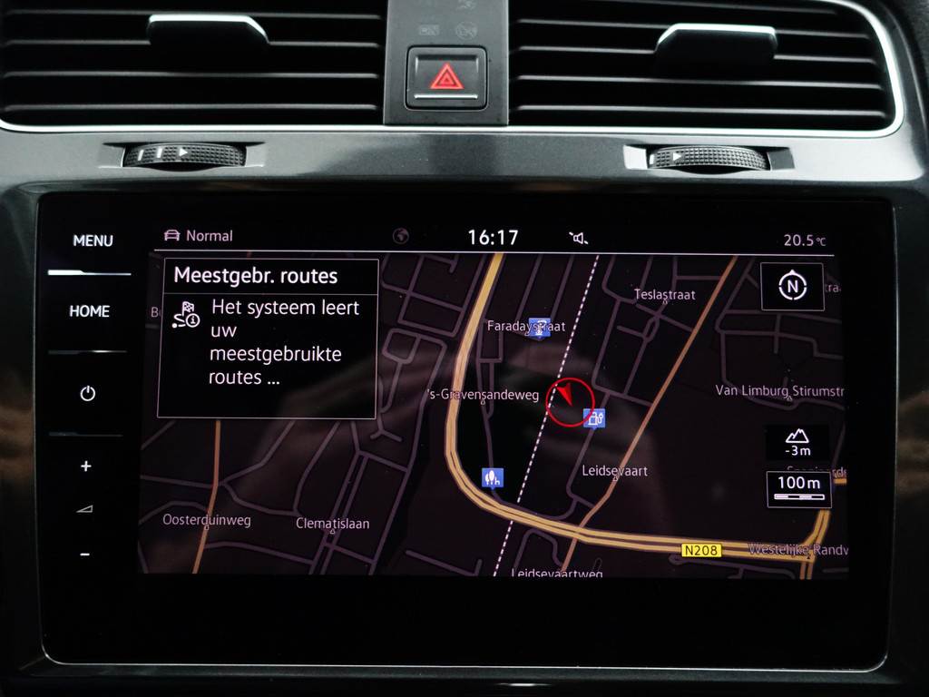 
								Volkswagen e-Golf Highline+ Aut- Dynaudio, Park Assist, Carplay, Navi, Virtual Cockpit, Xenon Led, Dynamic Select vol									