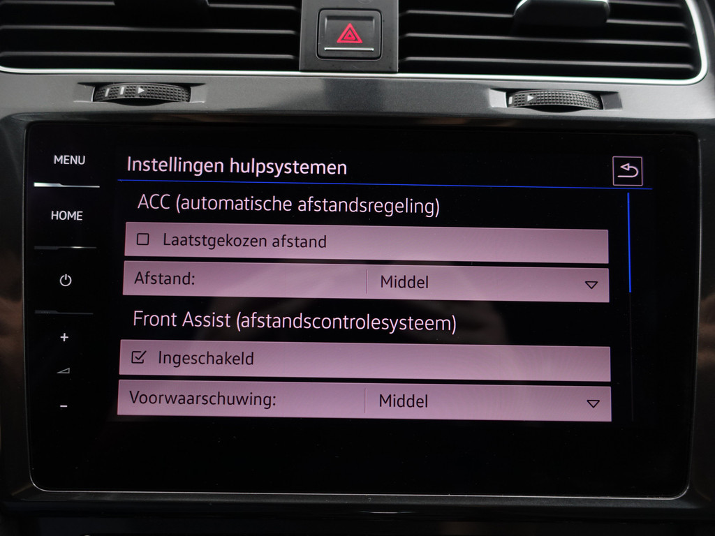 
								Volkswagen e-Golf Highline+ Aut- Dynaudio, Park Assist, Carplay, Navi, Virtual Cockpit, Xenon Led, Dynamic Select vol									