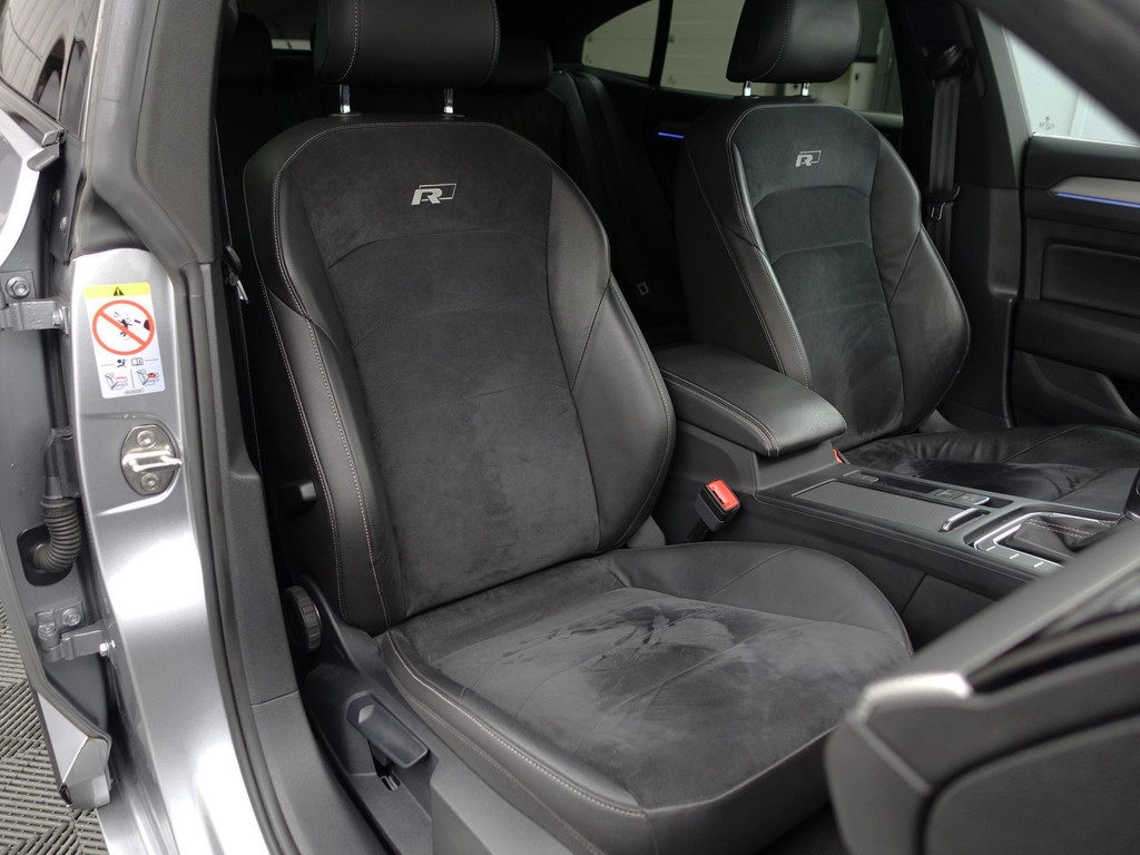 
Volkswagen Arteon 1.5 TSI 180pk R Line Aut- Panodak, Virtual Cockpit, Stoel Massage, 360 Camera, Keyless, Sfeerverlichting vol									