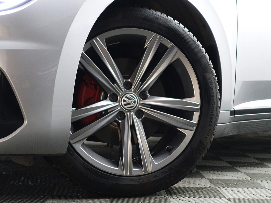 
Volkswagen Arteon 1.5 TSI 180pk R Line Aut- Panodak, Virtual Cockpit, Stoel Massage, 360 Camera, Keyless, Sfeerverlichting vol									