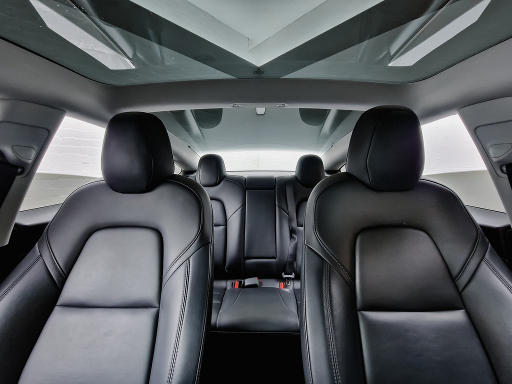 
Tesla Model 3 Performance S Dual Motor Aut- Panoramadak, Autopilot, Comfort Leder, Carbon Parts vol									