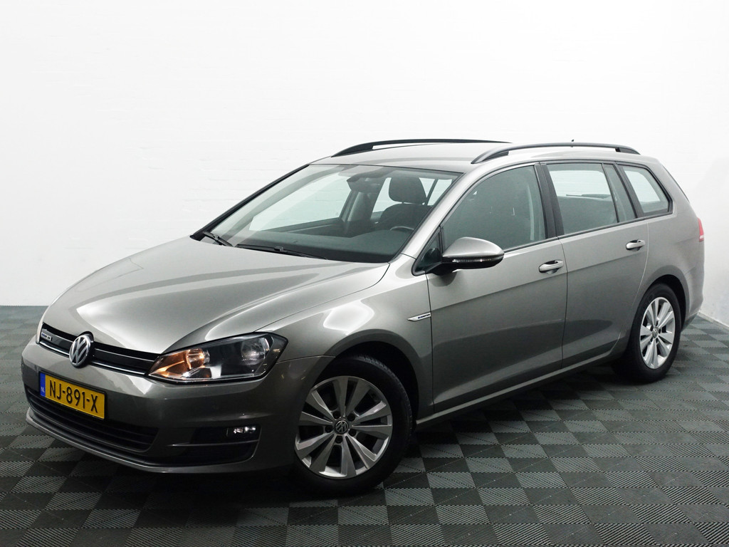 
Volkswagen GOLF Variant 1.0 TSI Highline- Park Assist, Navi, Carplay, Clima, Cruise vol									