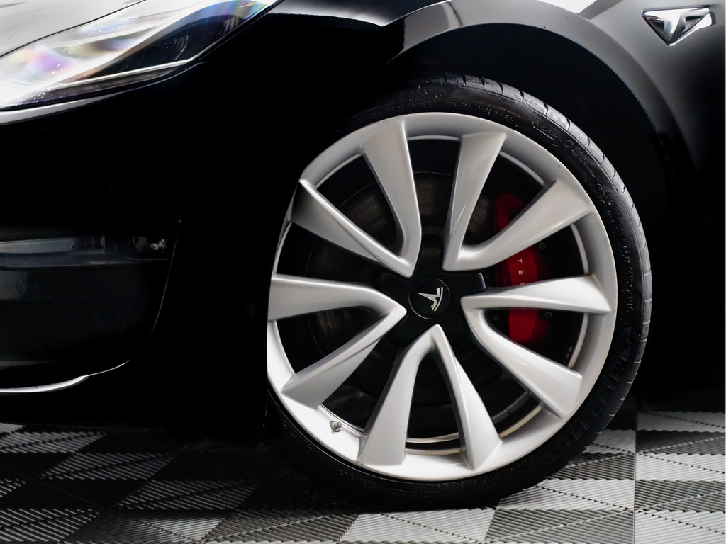 
Tesla Model 3 Performance S Dual Motor Aut- Panoramadak, Autopilot, Comfort Leder, Carbon Parts vol									