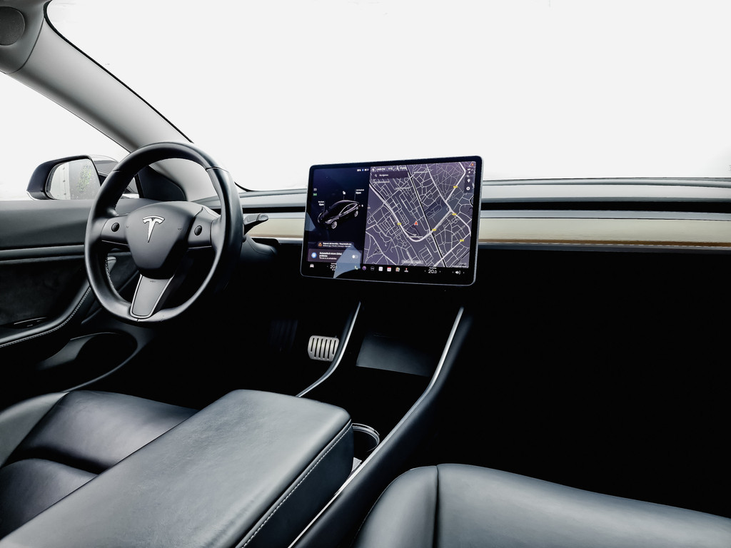 
Tesla Model 3 Performance S Dual Motor Aut- Panoramadak, Autopilot, Comfort Leder, Carbon Parts vol									