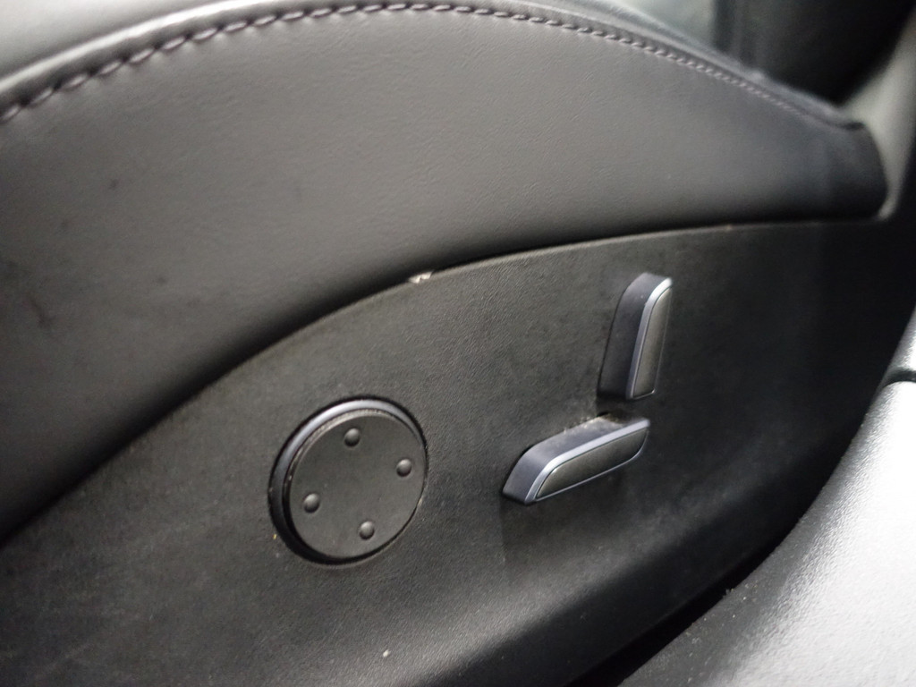 
Tesla Model S 75 Performance S Edition Aut- Panodak, Sport Leder, Enhanched Autopilot, Premium Connectivity, Carbon Inleg vol									