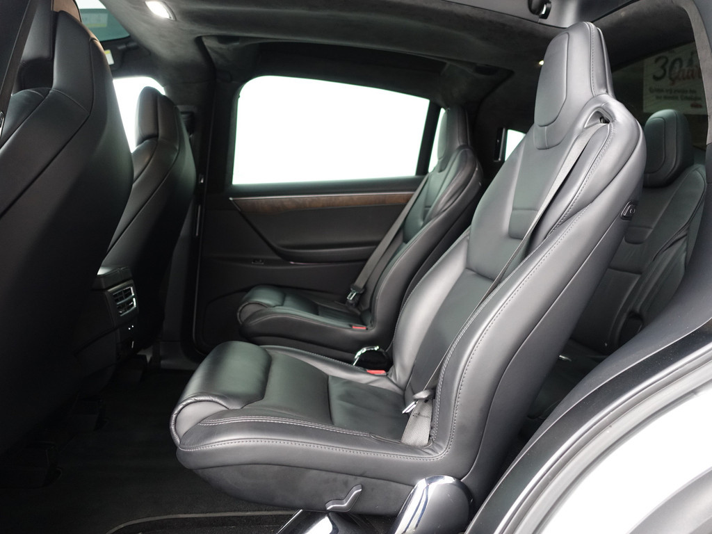 
								Tesla Model X 90D Performance Black Pack- 6 Pers, Auto Pilot, Memory, Trekhaak, Rijhoogte verstelbaar vol									