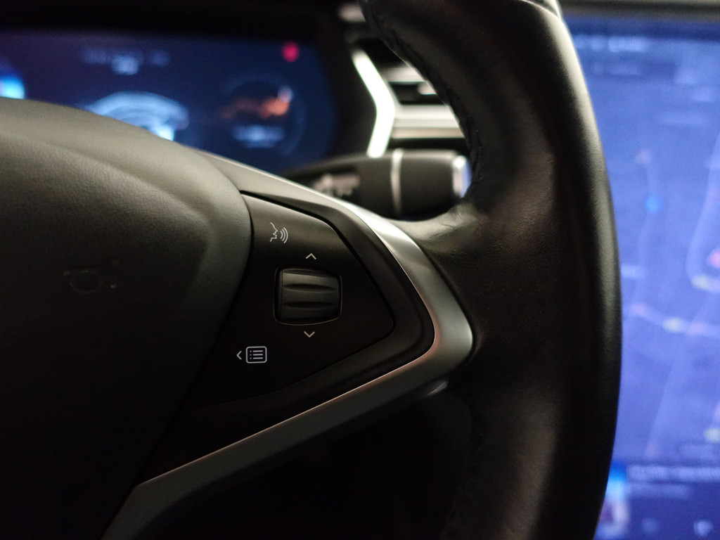 
Tesla Model S 75 320Pk Performance S Black Pack- Panodak, Enhanced Autopilot, Premium Connectivity, Sfeerverlichting, Alcantara Inleg vol									