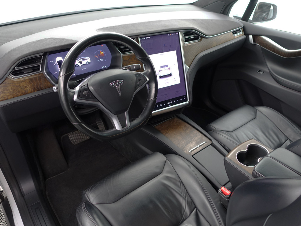 
								Tesla Model X 90D Performance Black Pack- 6 Pers, Auto Pilot, Memory, Trekhaak, Rijhoogte verstelbaar vol									