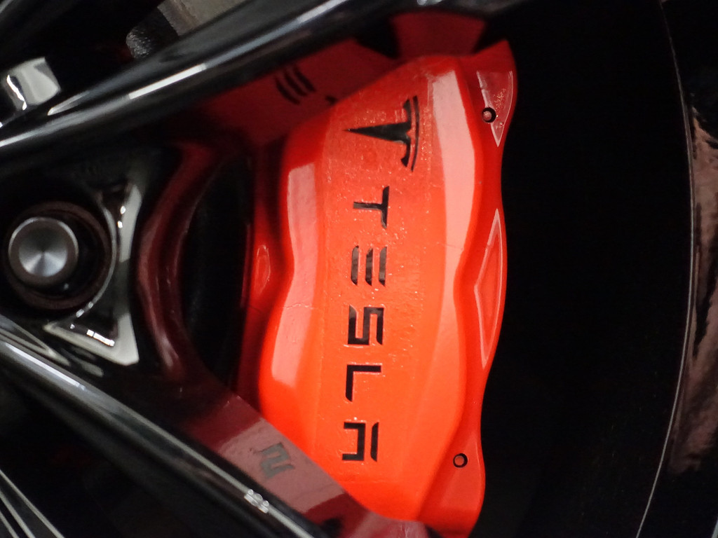 
Tesla Model S 75 320Pk Performance S Black Pack- Panodak, Enhanced Autopilot, Premium Connectivity, Sfeerverlichting, Alcantara Inleg vol									