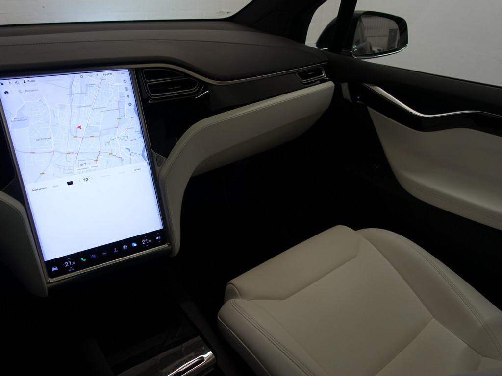 
Tesla Model X 100D Performance 6 Pers Aut- Autopilot 2.5, Luchtvering, Stuurverwarming, Premium connectivity, Alcantara Pakket vol									