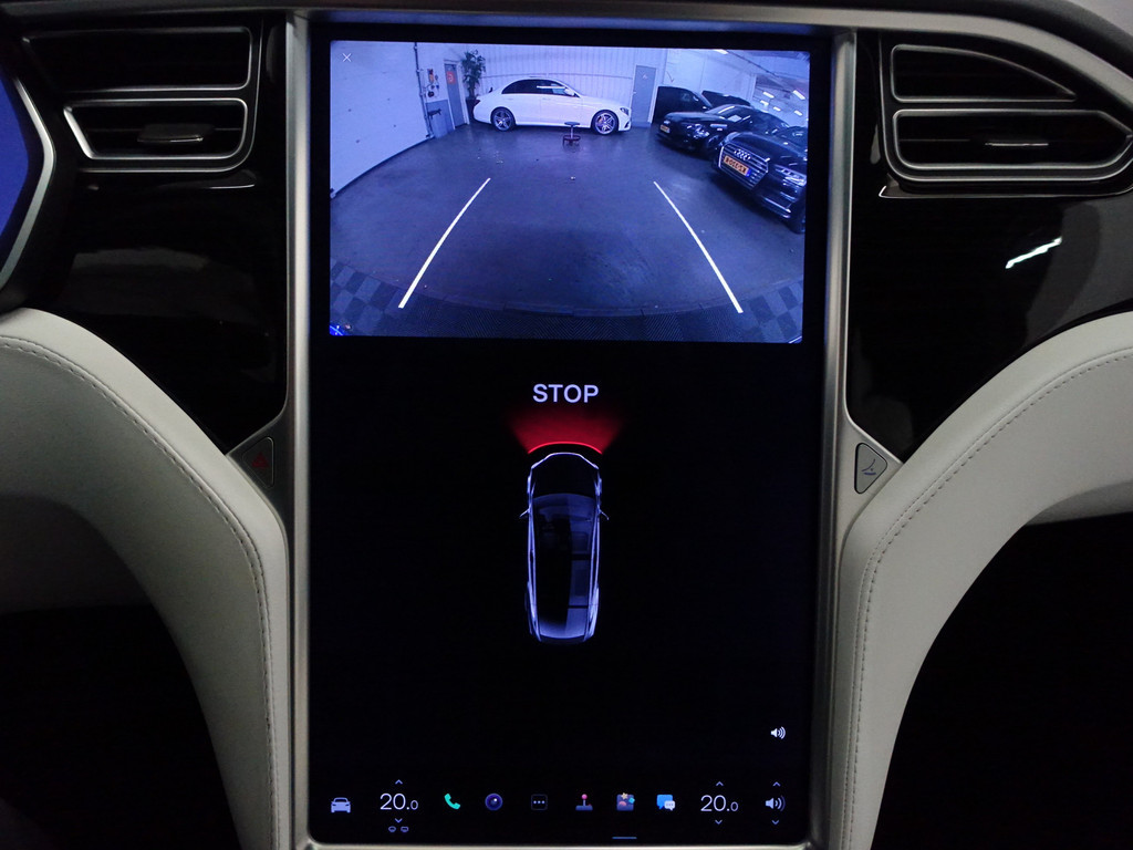 
Tesla Model X 100D Performance 6 Pers Aut- Autopilot 2.5, Luchtvering, Stuurverwarming, Premium connectivity, Alcantara Pakket vol									