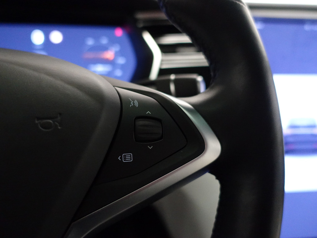 
Tesla Model X 100D Performance 6 Pers Aut- Autopilot 2.5, Luchtvering, Stuurverwarming, Premium connectivity, Alcantara Pakket vol									