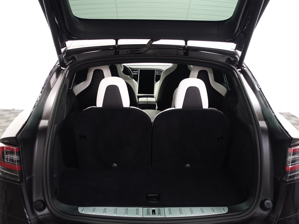 
Tesla Model X 100D Performance 6 Pers Aut- Autopilot 2.5, Luchtvering, Stuurverwarming, Premium connectivity, Alcantara Pakket vol									