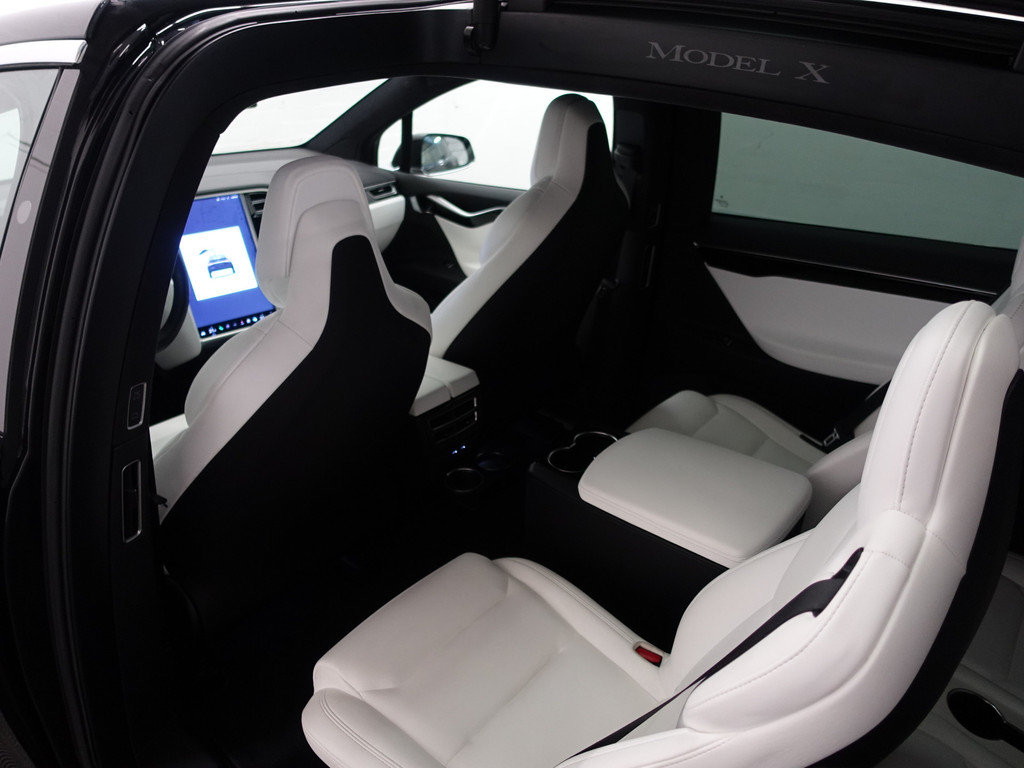 
Tesla Model X 100D Performance 6 Pers Aut- Autopilot 2.5, Luchtvering, Stuurverwarming, Premium connectivity, Alcantara Pakket vol									