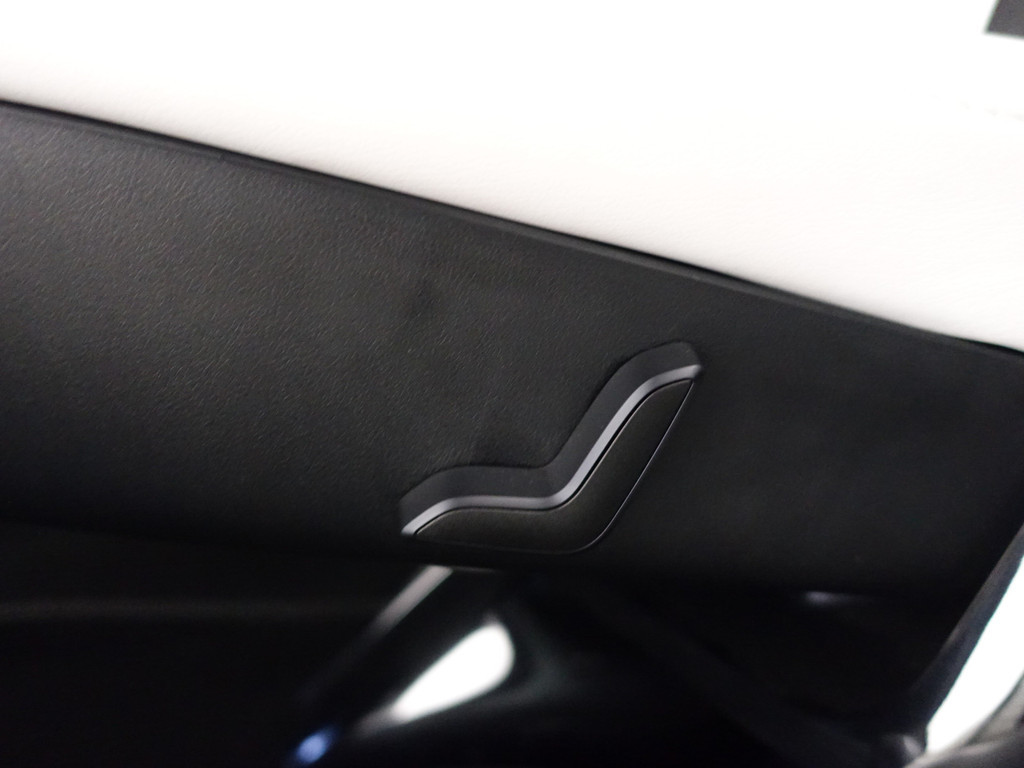 
Tesla Model X 100D Performance 6 Pers Aut- Autopilot 2.5, Luchtvering, Stuurverwarming, Premium connectivity, Alcantara Pakket vol									