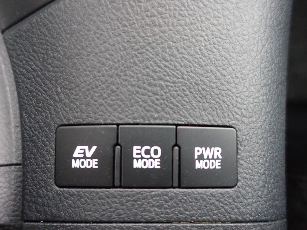 
Toyota Auris Touring Sports 1.8 Hybrid Dynamic Aut- Comfort Interieur, Camera, Navi, Cruise, Clima, Lane Assist vol									