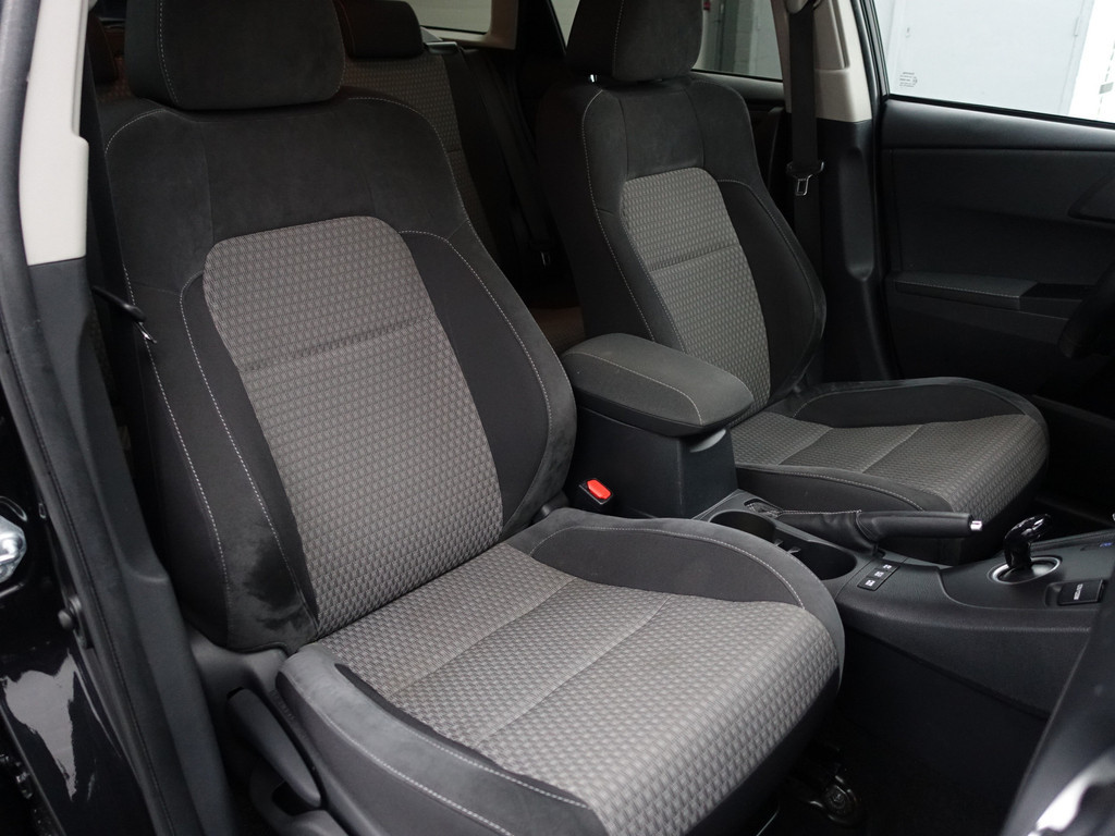 
Toyota Auris Touring Sports 1.8 Hybrid Dynamic Aut- Comfort Interieur, Camera, Navi, Cruise, Clima, Lane Assist vol									