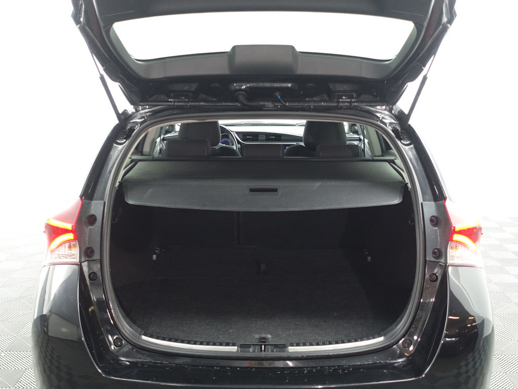 
Toyota Auris Touring Sports 1.8 Hybrid Dynamic Aut- Comfort Interieur, Camera, Navi, Cruise, Clima, Lane Assist vol									