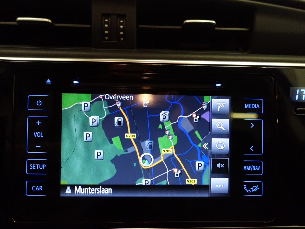 
Toyota Auris Touring Sports 1.8 Hybrid Dynamic Aut- Lane Assist, Navi, Camera, Clima, Park Assist, Cruise vol									