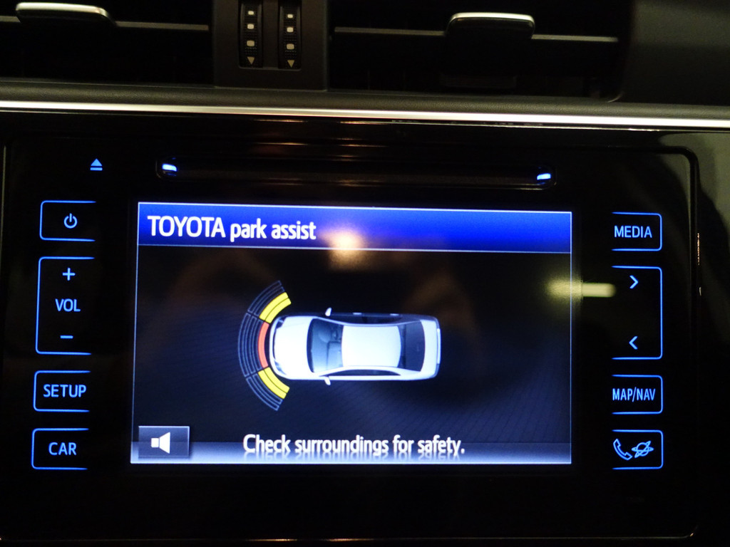 
Toyota Auris Touring Sports 1.8 Hybrid Dynamic Aut- Lane Assist, Navi, Camera, Clima, Park Assist, Cruise vol									