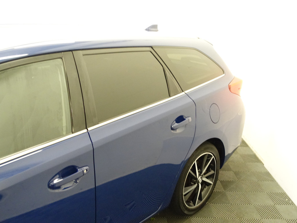 
Toyota Auris Touring Sports 1.8 Hybrid Dynamic Aut- Lane Assist, Navi, Camera, Clima, Park Assist, Cruise vol									