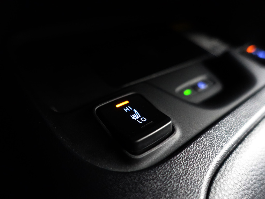 
Toyota Corolla Touring Sports 2.0 Hybrid Business Plus Aut- Ada Cruise, Lane Assist, Xenon Led, Camera, Stoelverwarming, Navi, Comfort Interieur vol									