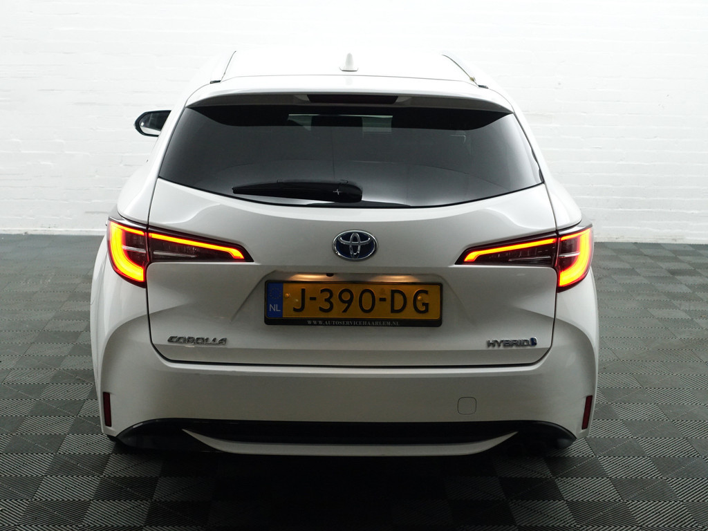 
Toyota Corolla Touring Sports 2.0 Hybrid Business Plus Aut- Ada Cruise, Lane Assist, Xenon Led, Camera, Stoelverwarming, Navi, Comfort Interieur vol									