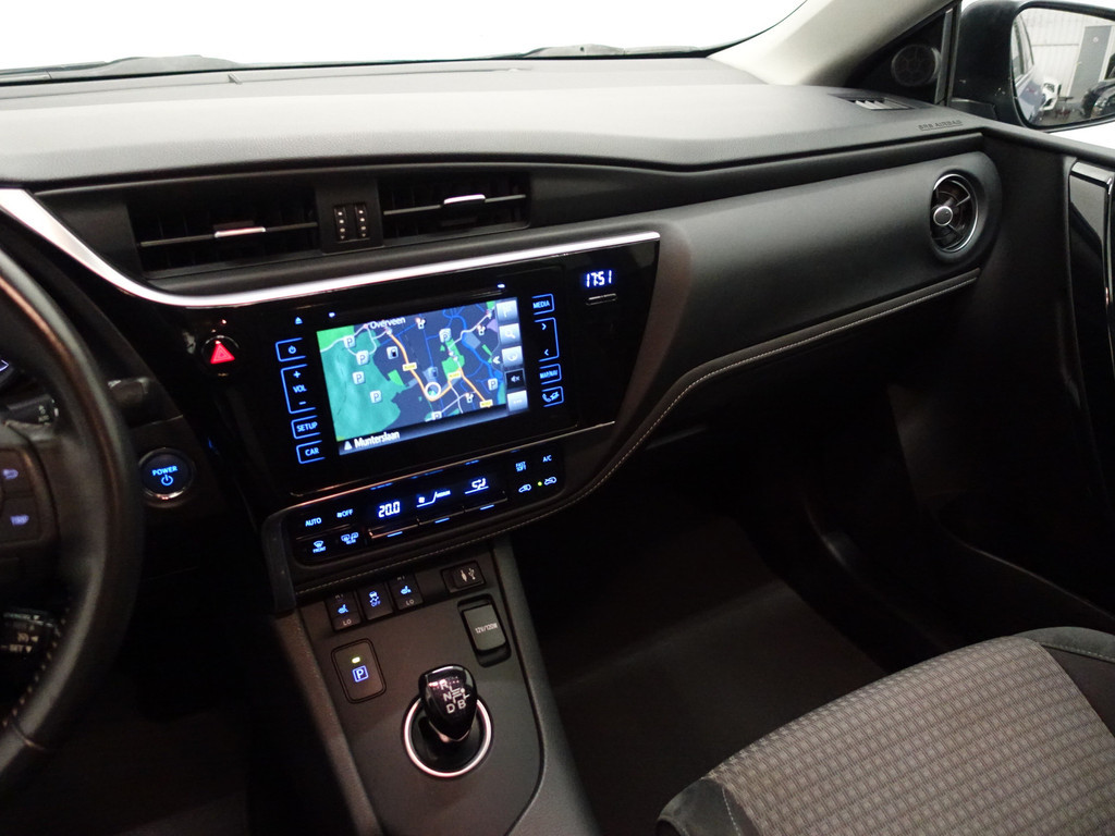 
Toyota Auris Touring Sports 1.8 Hybrid Dynamic Aut- Lane Assist, Navi, Camera, Clima, Park Assist, Cruise vol									