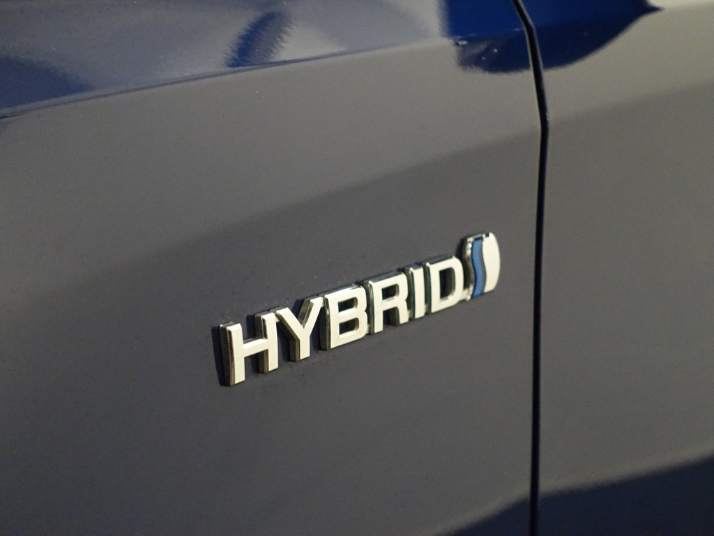 
Toyota Auris Touring Sports 1.8 Hybrid Dynamic Aut- Lane Assist, Navi, Camera, Clima, Park Assist, Cruise vol									