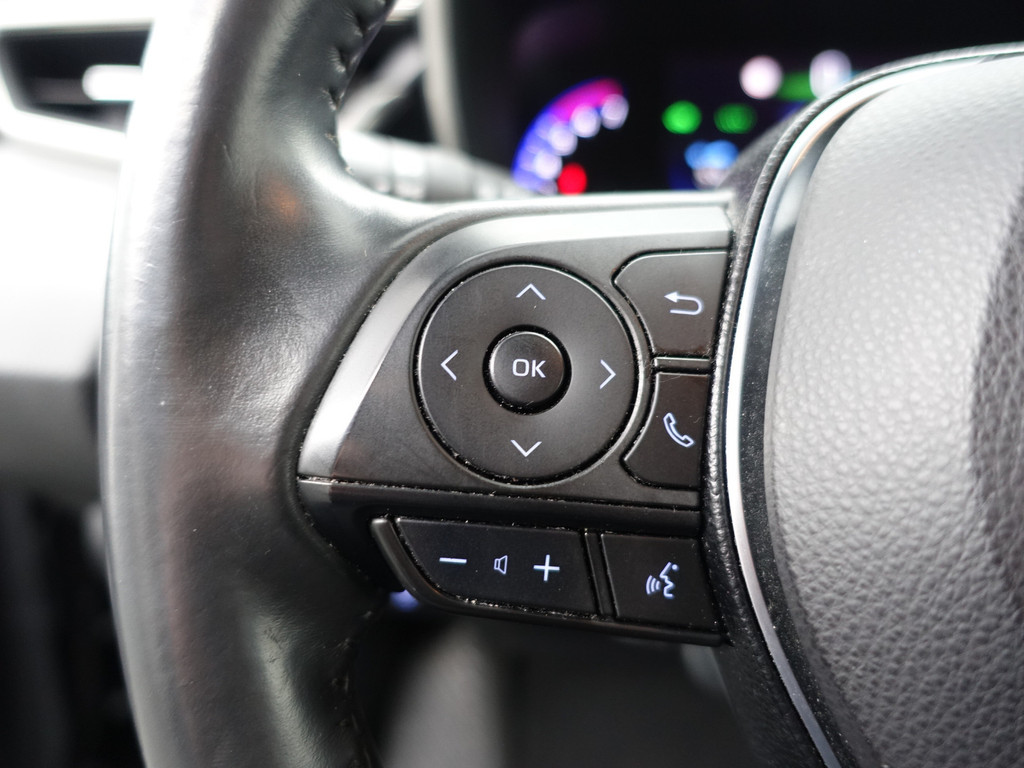 
Toyota Corolla Touring Sports 1.8 Hybrid Business Intro Head Up, Camera, Navi, Stoellverwarming, Clima, Comfort Interieur vol									