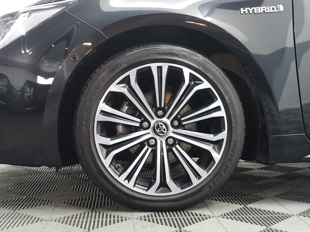 
Toyota Corolla Touring Sports 1.8 Hybrid Business Intro Head Up, Camera, Navi, Stoellverwarming, Clima, Comfort Interieur vol									