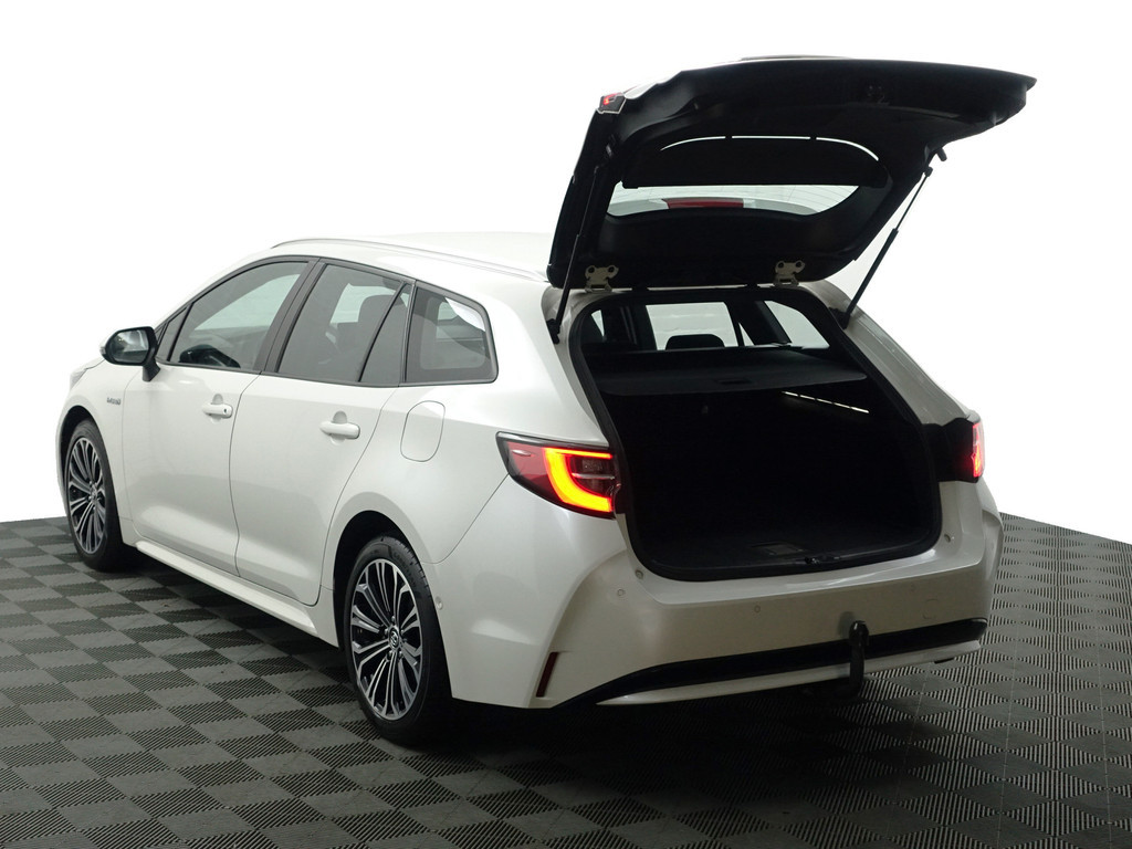 
Toyota Corolla Touring Sports 1.8 Hybrid Executive Aut- Head Up, Virtual cockpit, Stoelverwarming, Carplay, Park Pilot, Park Assist, Camera vol									