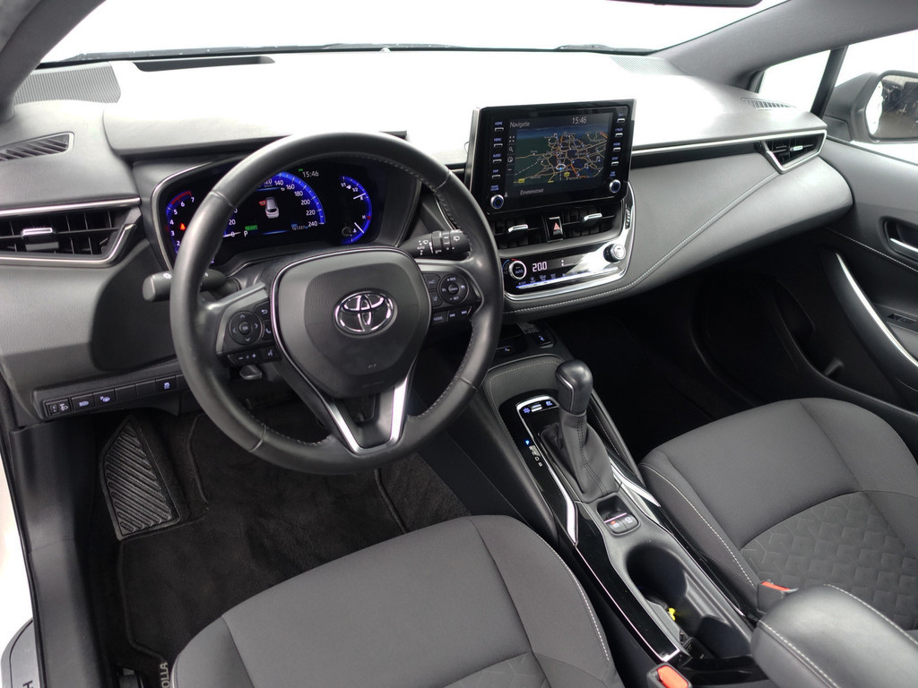 
Toyota Corolla Touring Sports 1.8 Hybrid Executive Aut- Head Up, Virtual cockpit, Stoelverwarming, Carplay, Park Pilot, Park Assist, Camera vol									