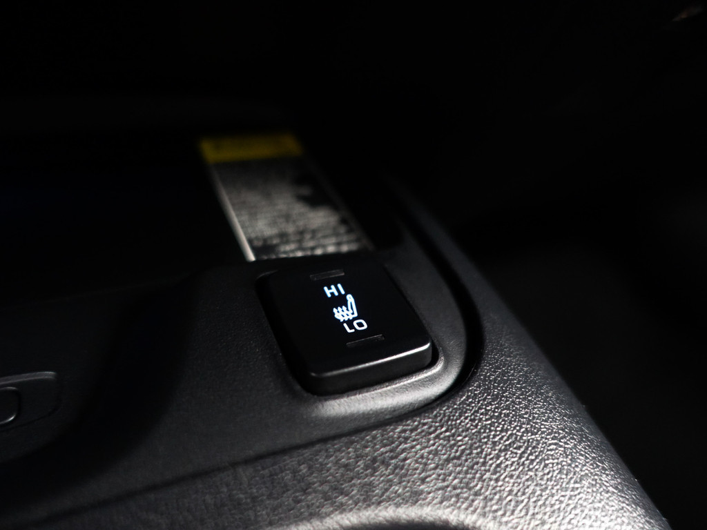 
Toyota Corolla Touring Sports 1.8 Hybrid Executive Aut- Head Up, Virtual cockpit, Stoelverwarming, Carplay, Park Pilot, Park Assist, Camera vol									