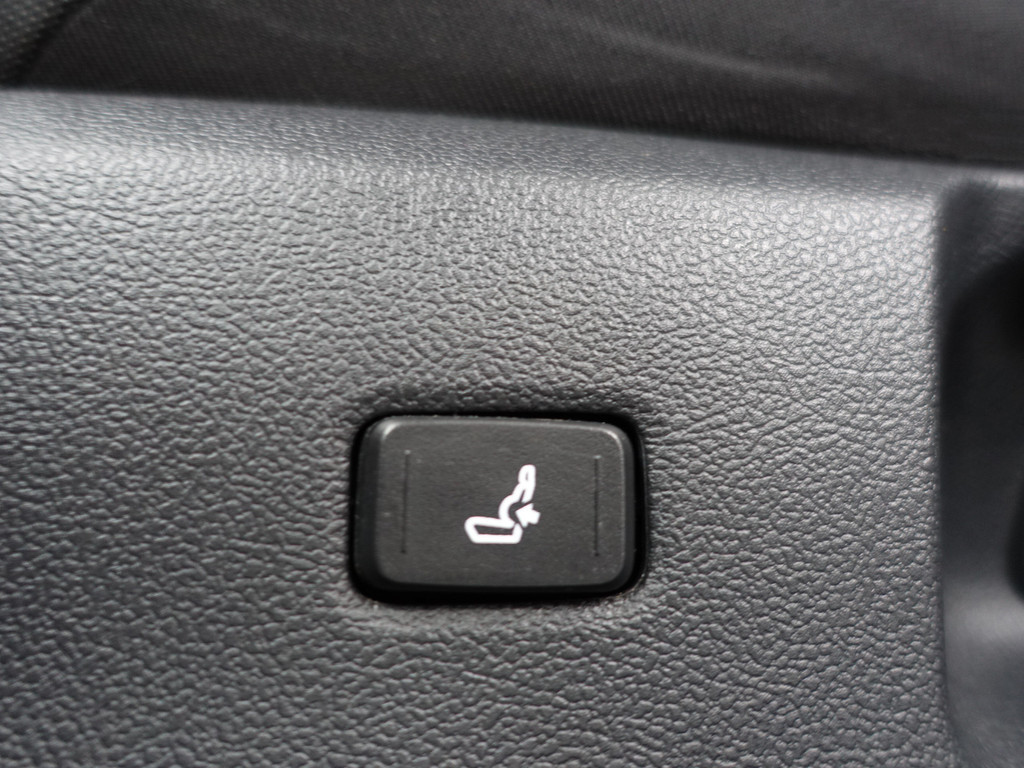 
Toyota Corolla Touring Sports 1.8 Hybrid Executive Aut- Head Up, Virtual cockpit, Stoelverwarming, Carplay, Park Pilot, Park Assist, Camera vol									