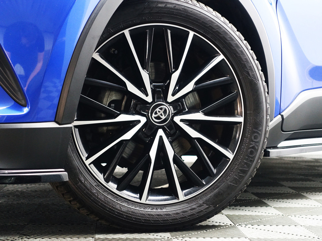 
								Toyota C-HR 1.8 Hybrid Dynamic Sport+ Aut- Two Tone, Camera, Xenon Led, Ada Cruise, Stoelverwarming, Comfort Interieur vol									